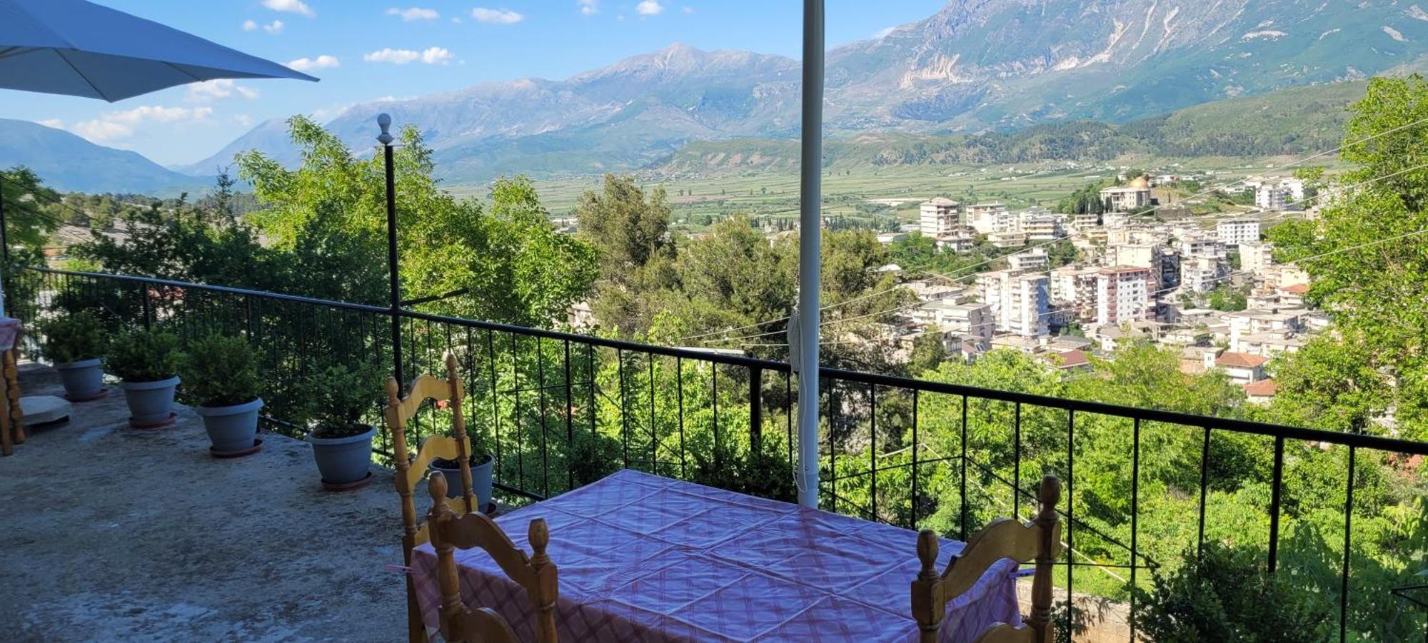 Reçka Appartement Gjirokastër